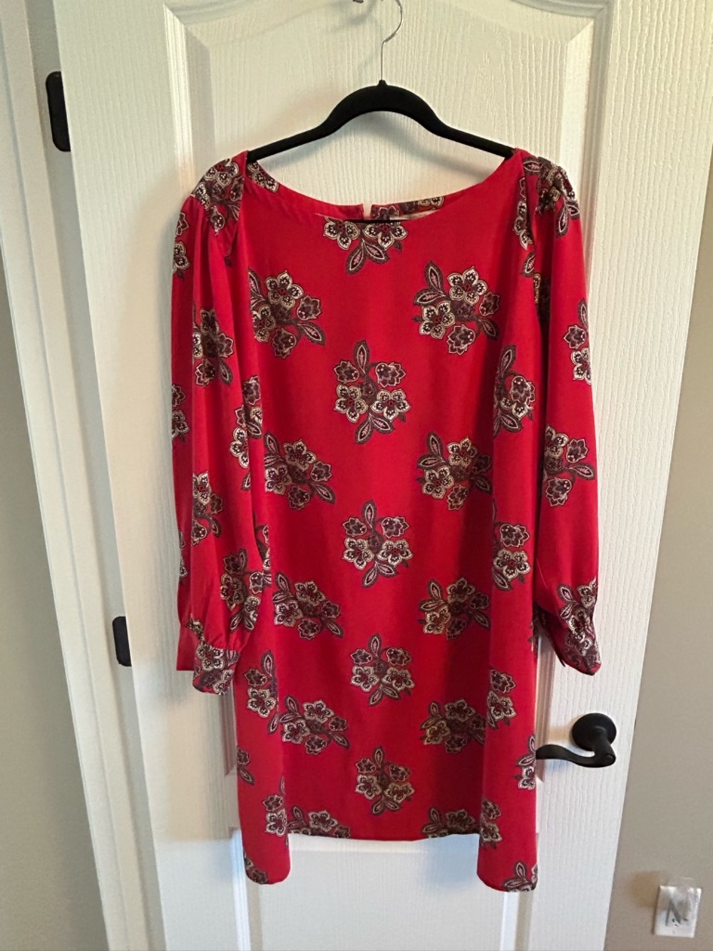 LOFT Red Floral Long-Sleeve Shift Dress